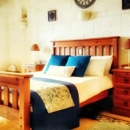 Bed & Breakfast Mandolina Holidays Għarb