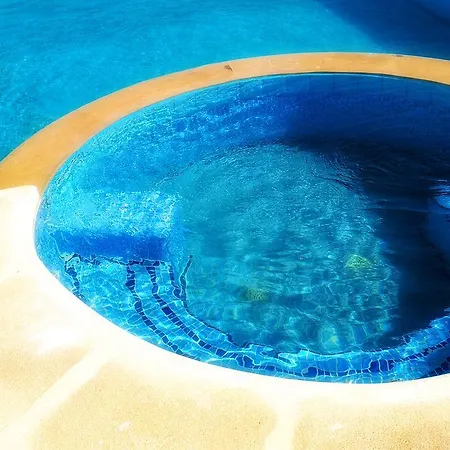 Mandolina Holidays Bed & Breakfast