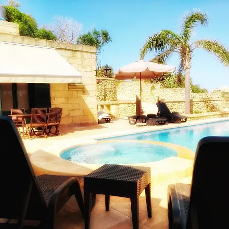Mandolina Holidays Bed & Breakfast *