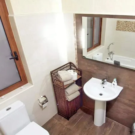 Mandolina Holidays Bed & Breakfast Għarb