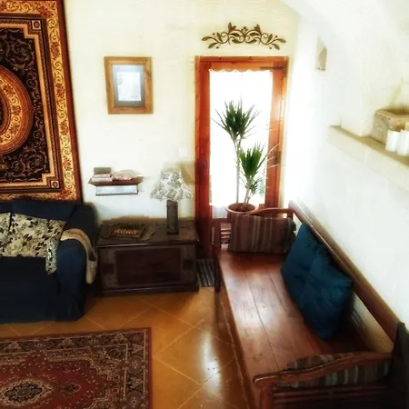 Mandolina Holidays Bed & Breakfast