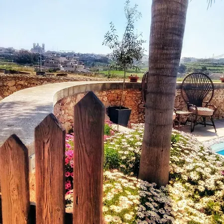 Mandolina Holidays Gharb (Gozo)