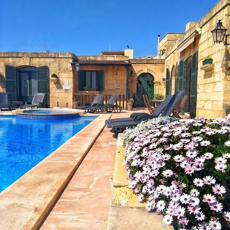 Bed & Breakfast Mandolina Holidays *