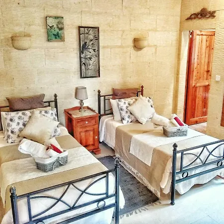 Bed & Breakfast Mandolina Holidays